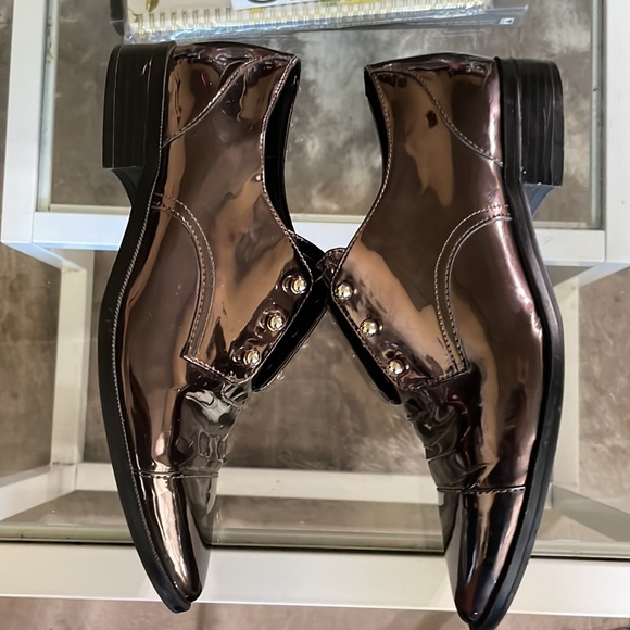 Woman’s loafers shoes - Picture 3 of 5